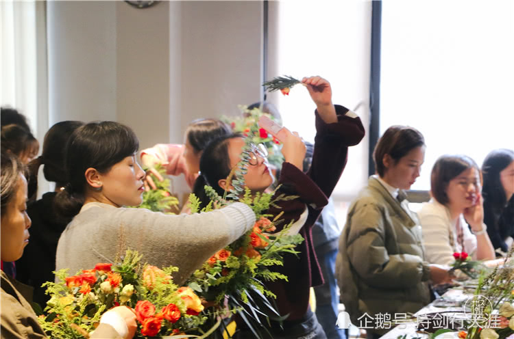 德信体育宁波市]花艺培训班插花培训学习花艺