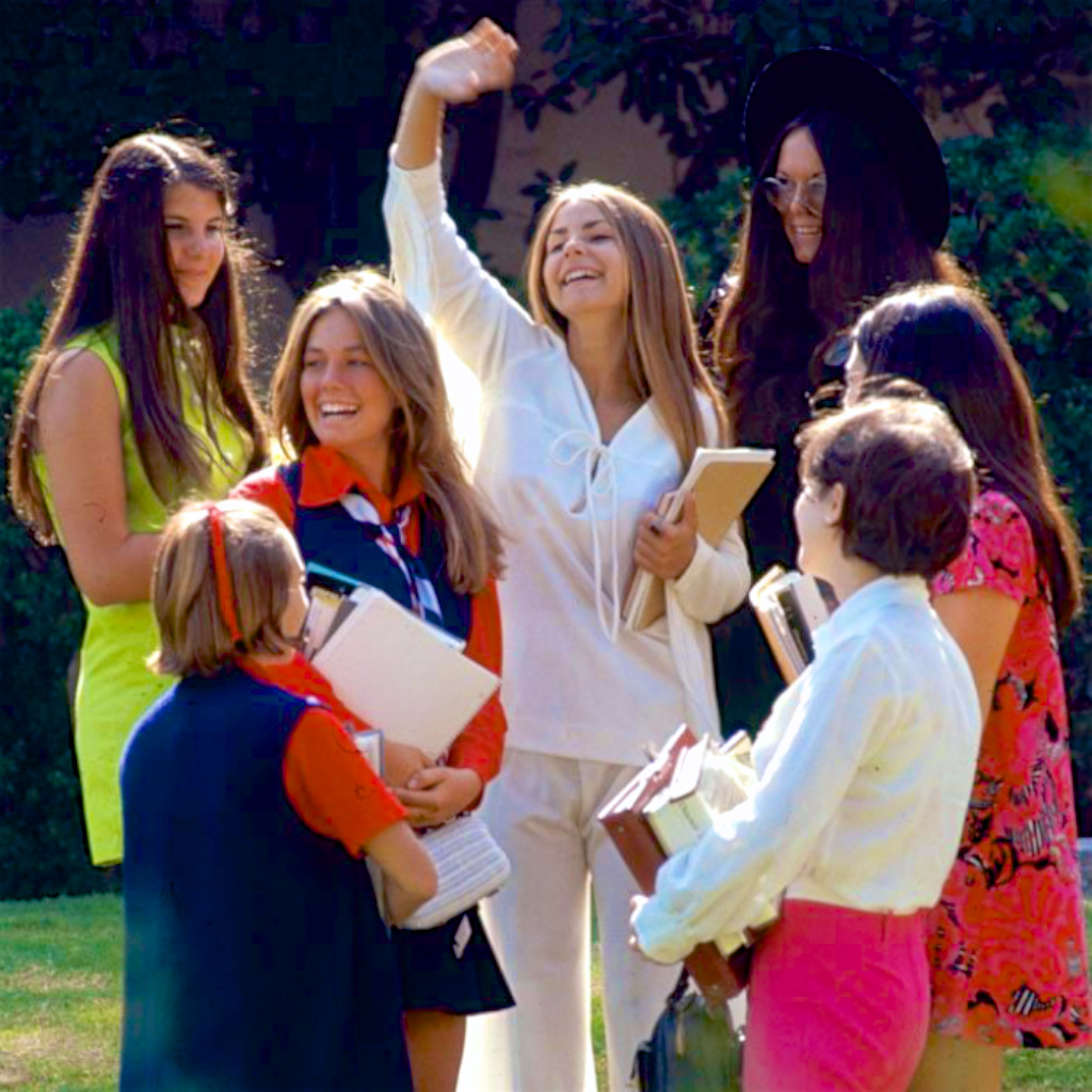 老照片 | 美国洛杉矶高中生,1969年。资料:LIFE