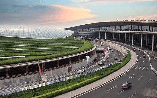 中国规模最大的10座飞机场, 双流在其中最小,