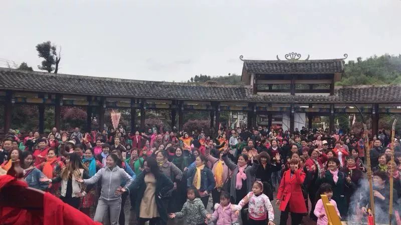 遵义旅游——大交通助推假日旅游效果明显230万余人清明游遵义 遵义旅游——大交通助推假日旅游效果明显230万余人清明游遵义