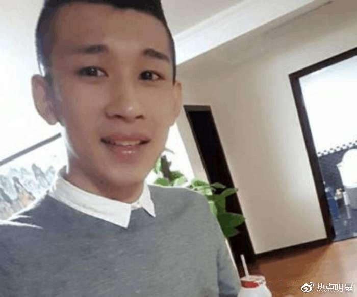 天佑找到向华强撑腰, 炮轰赵本山: 白睡三年也赚