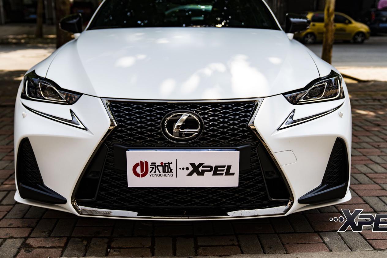 雷克萨斯IS300贴XPEL隐形车衣，磨砂哑光效果