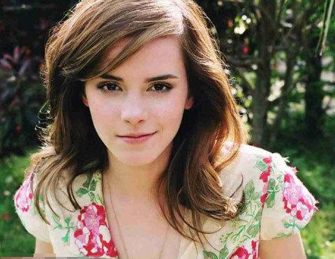 妈妈送给赫敏艾玛·沃特森的戒指丢失, 发文求助获得粉丝安慰!