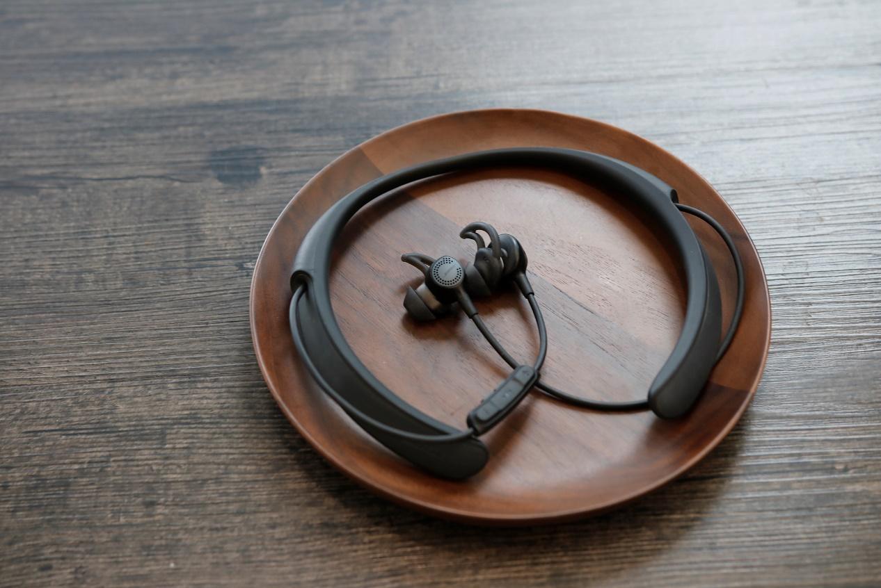 飞行途中BOSE QC30能让我好好的睡一觉