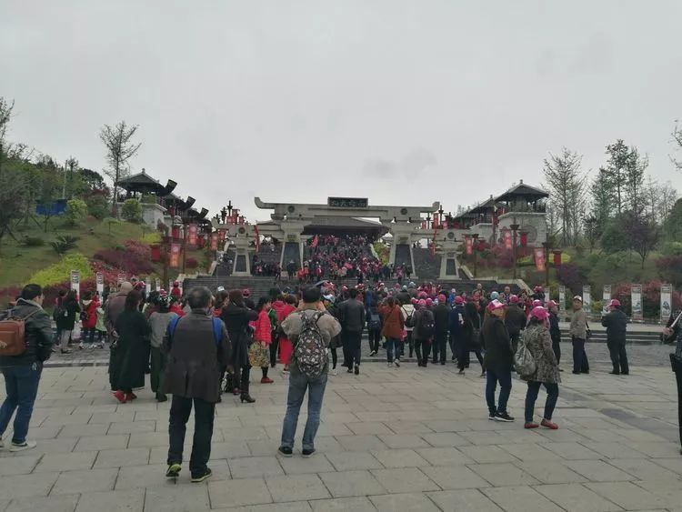 遵义旅游——大交通助推假日旅游效果明显230万余人清明游遵义 遵义旅游——大交通助推假日旅游效果明显230万余人清明游遵义