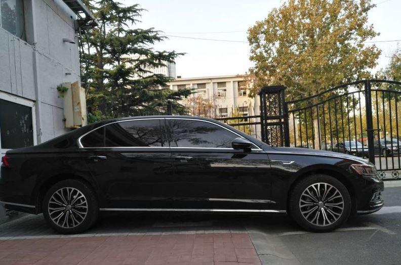 提车记: 事业起步提大众辉昂, 家人说像帕萨特, 客户却说是辉腾