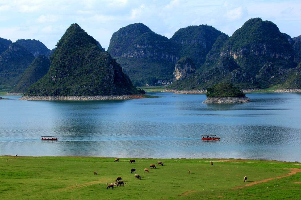 全国少数民族比例最高的城市,壮族占总人口的