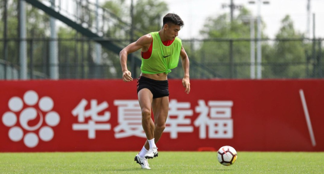 河北华夏幸福俱乐部现在一天两练,上午场地训