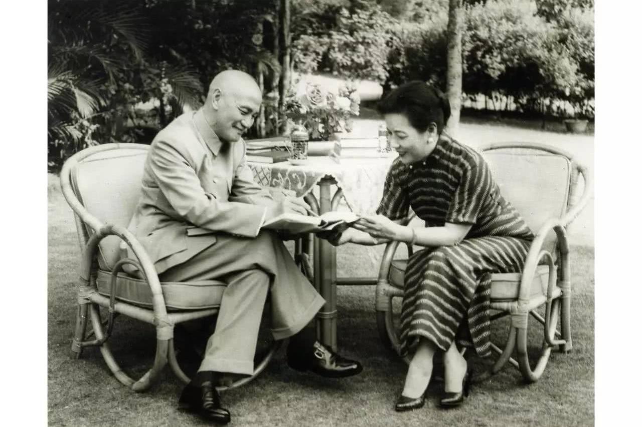 宋美龄曾致信于凤至:你只要回来,我立刻让赵四离开