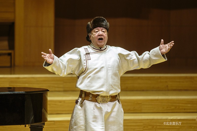 《歌从草原来》音乐会火爆上演 7月将加入“打开音乐之门”