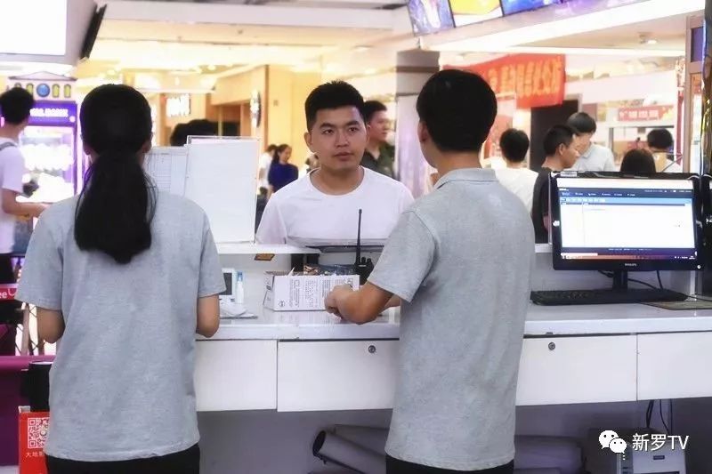 火爆上映的电影《我不是药神》出品方签约落户龙岩新罗区