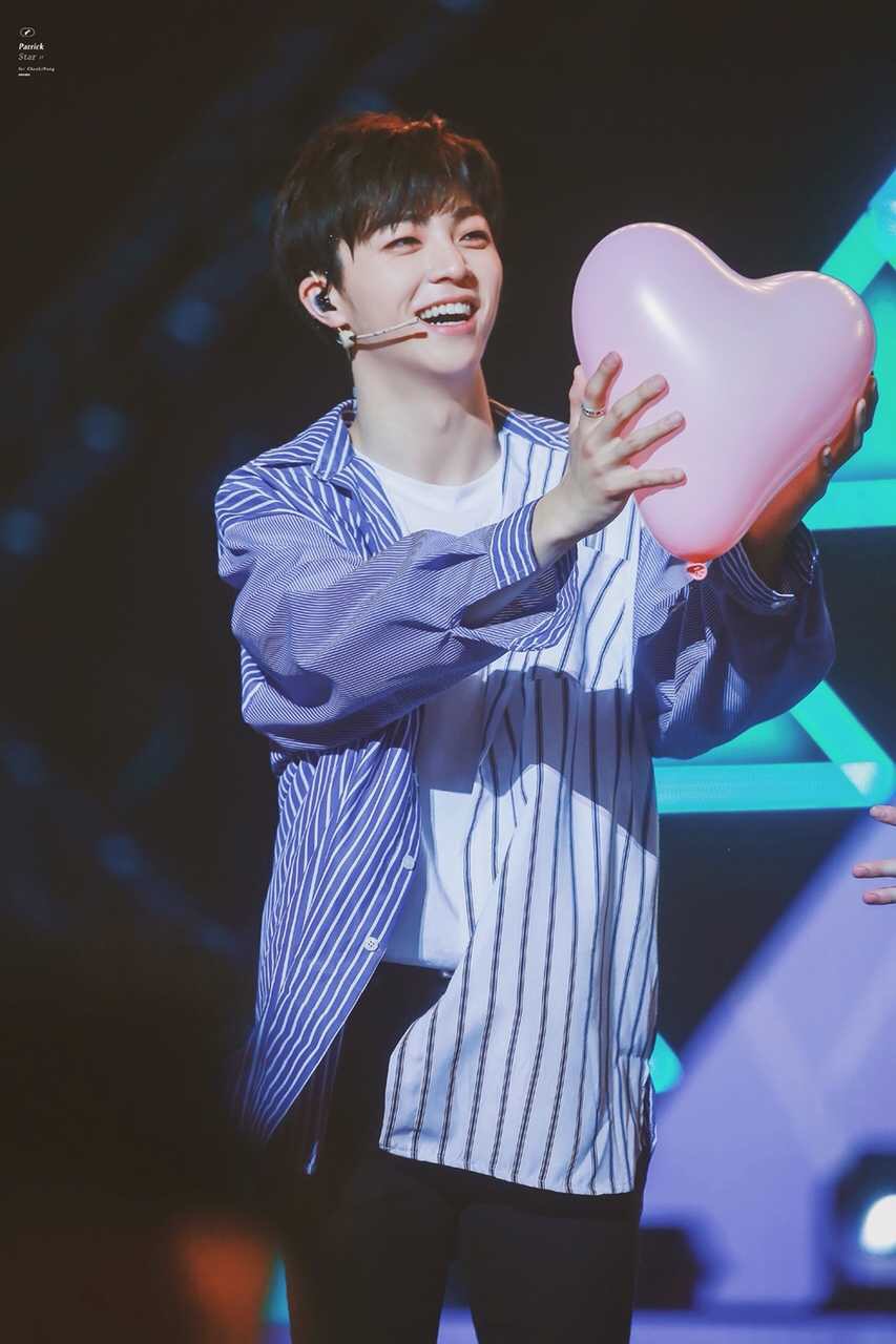 新人陈立农即将迎来出道直播首秀