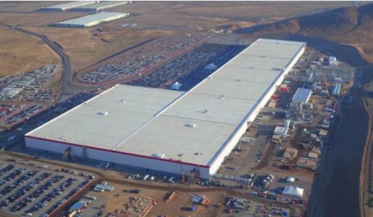 松下CEO证实Model 3产能瓶颈主因是电池