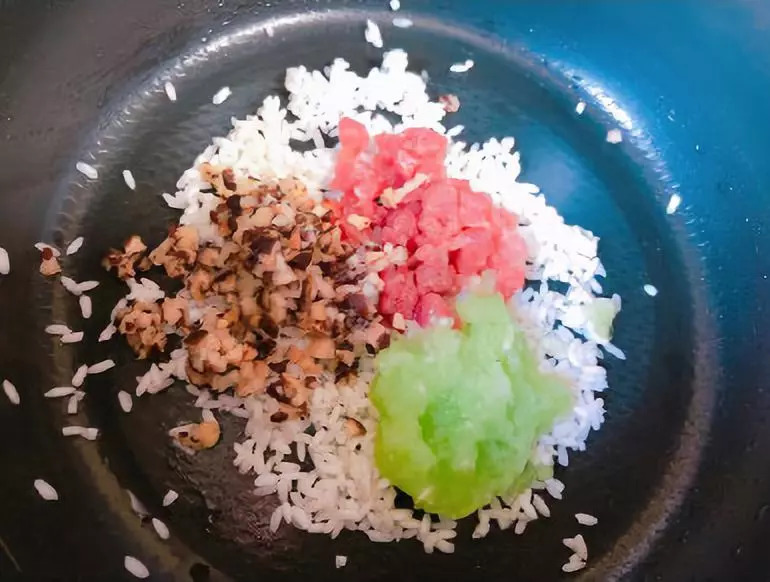 宝宝天天吃鸡蛋真的不腻吗?这么做还真的就不