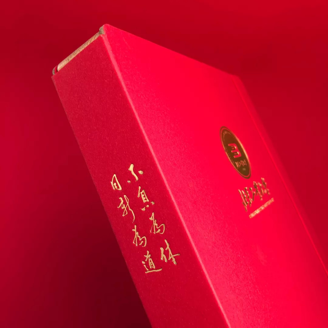 惊艳！清华大学的录取通知书火了，这设计也太炫酷了