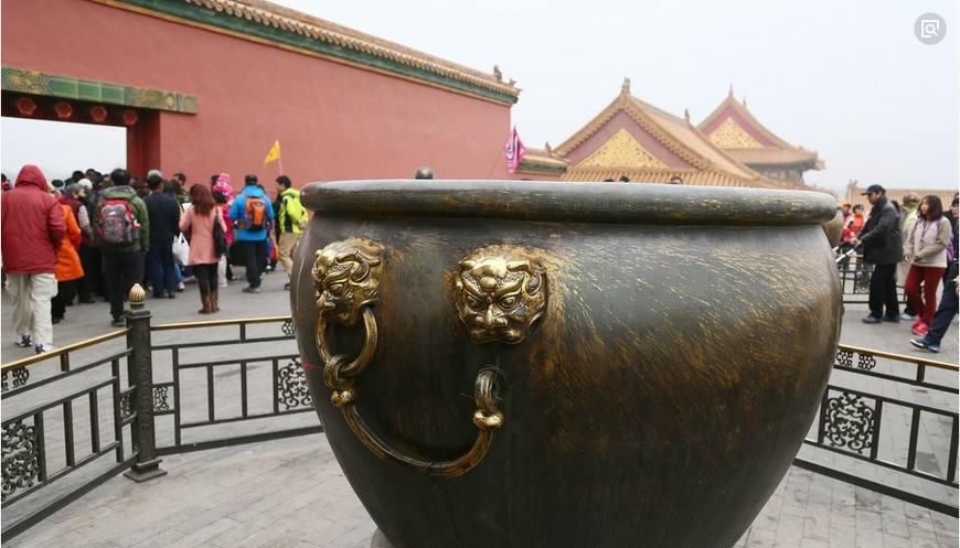 故宫里的原有308口大缸
