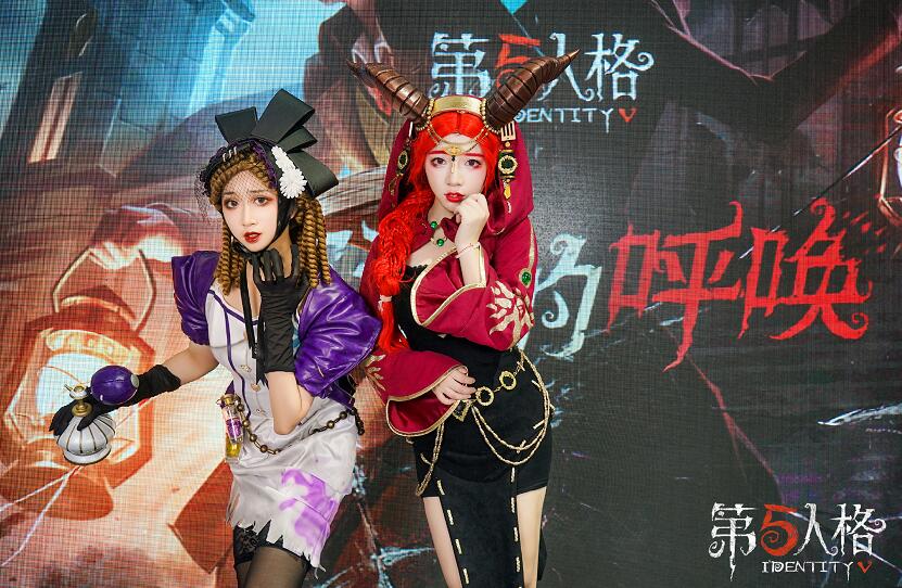 第五人格:cj现场cosplay欣赏 看到这个祭司我感觉自己恋爱了