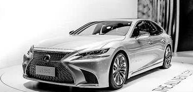 认真了，丰田改款新车怒降六十万？扬言不再给奔驰宝马机会！