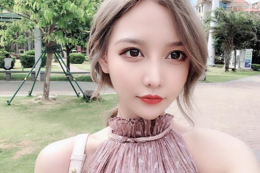 斗鱼跳舞女主播要起势了?还差一个尹素婉就真