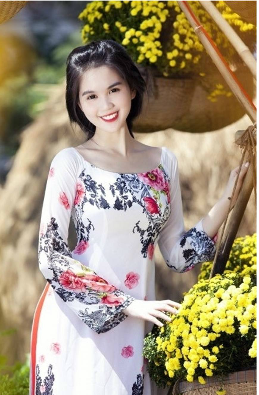 越南素雅美女,年轻貌美,真正的素颜,比那些明星们漂亮