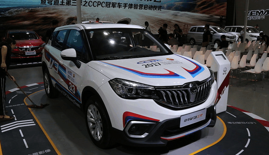 宝马团队亲自打造, 内饰媲美大众途观, 售6万宝骏510要倒大霉