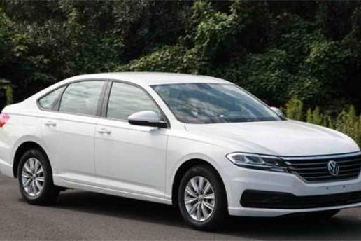 全新朗逸下月亮相，内饰更漂亮尺寸加大空间超速腾，或10万起售！