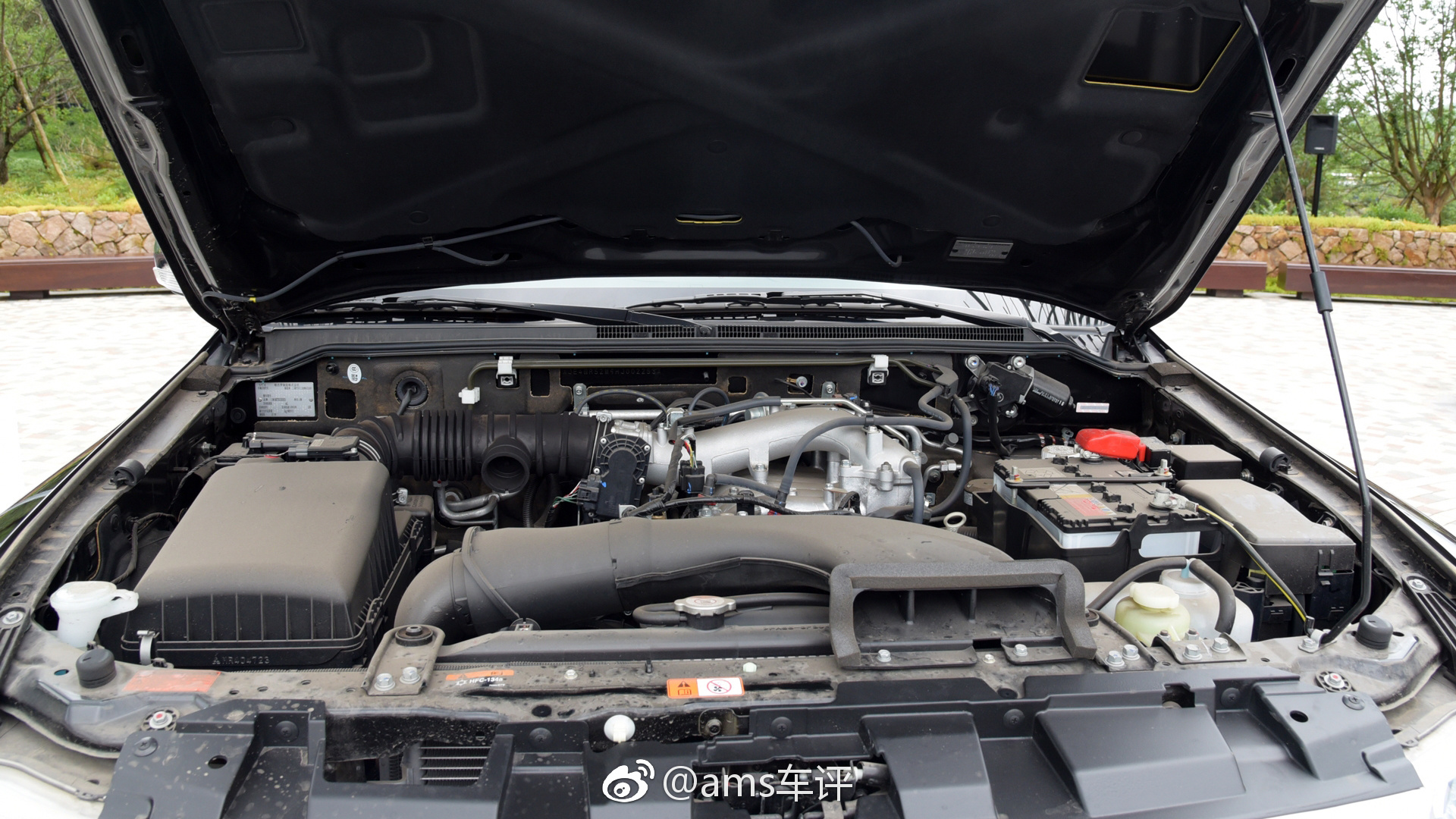 2018年7月1日,新款三菱帕杰罗正式上市销售,新