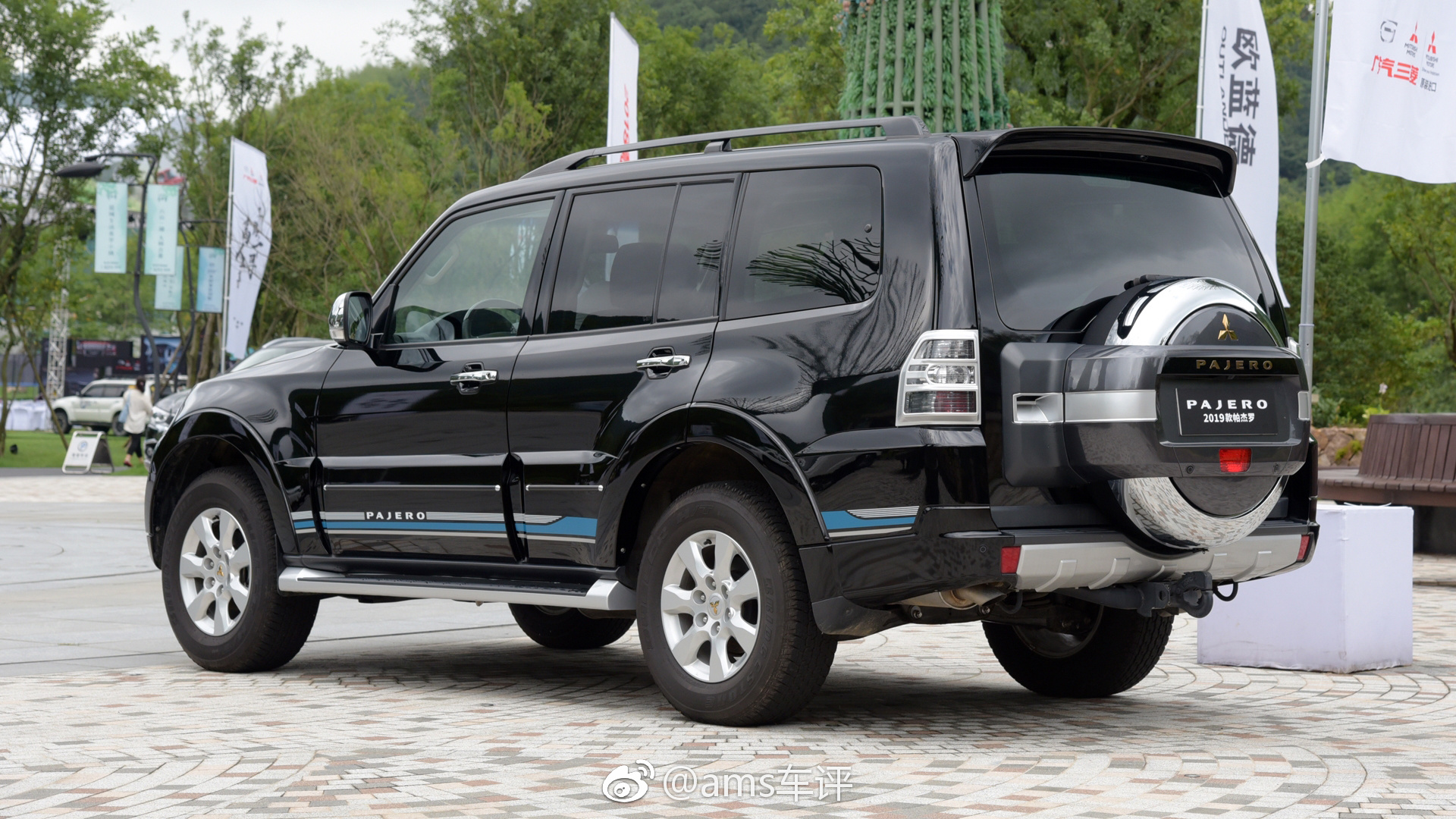 2018年7月1日,新款三菱帕杰罗正式上市销售,新