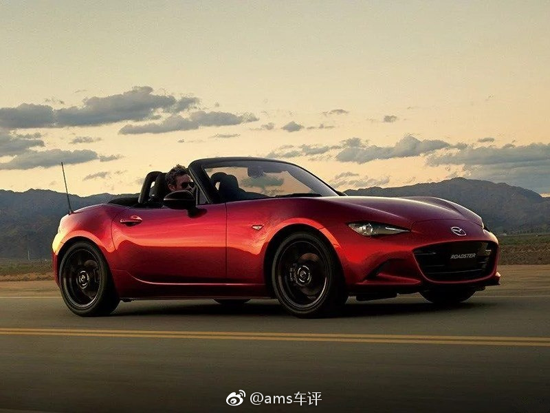 日前马自达发布了日规版2019款MX-5的官图，外观和内饰基本没有变化
