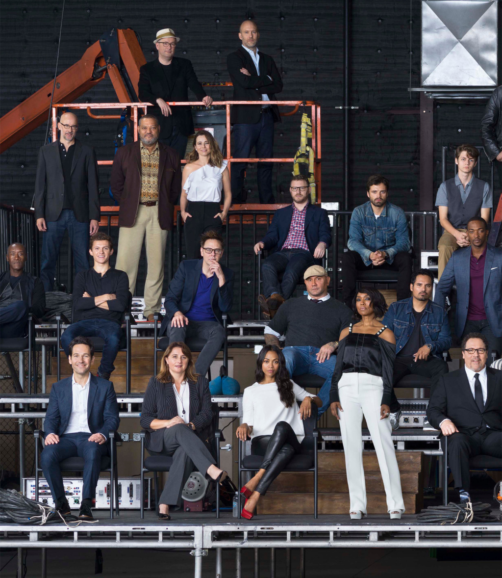 有不少朋友问今年漫威全家福海报是哪一期,全家福是3月刊的海报