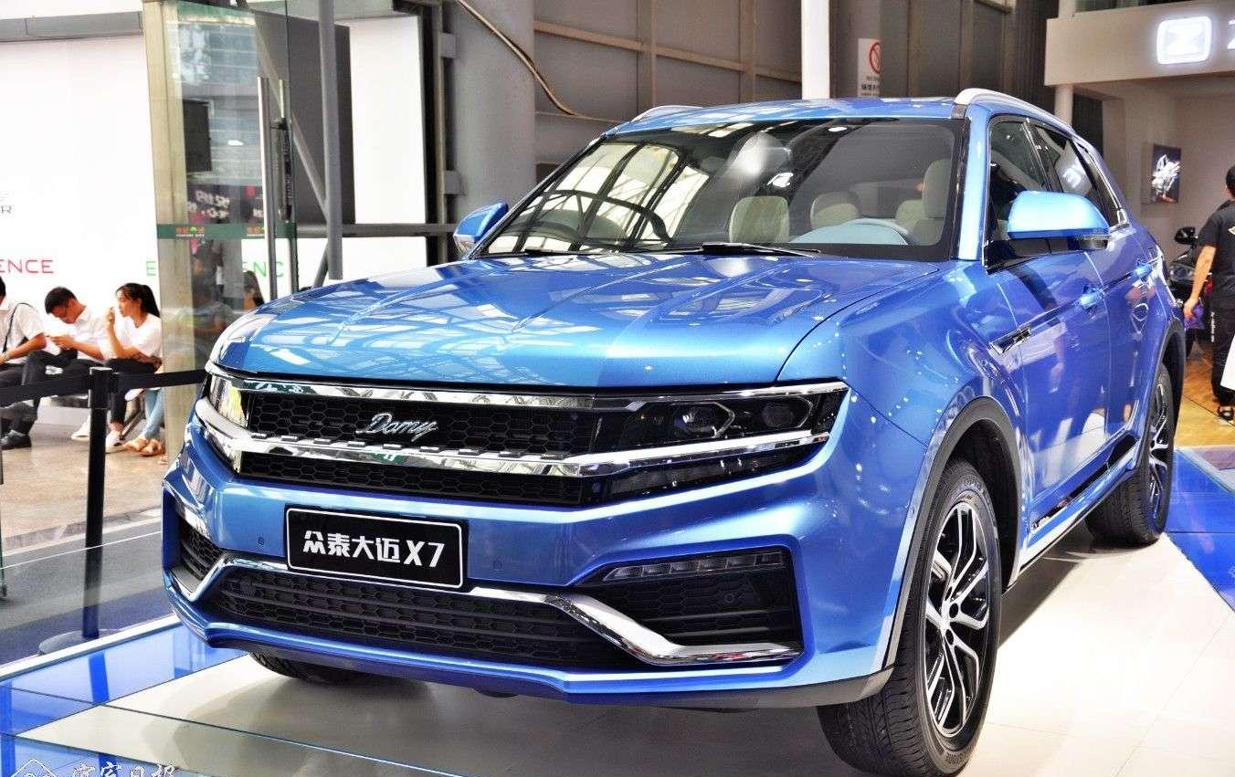 一上市就放大招, 终身免费保养夺噱头