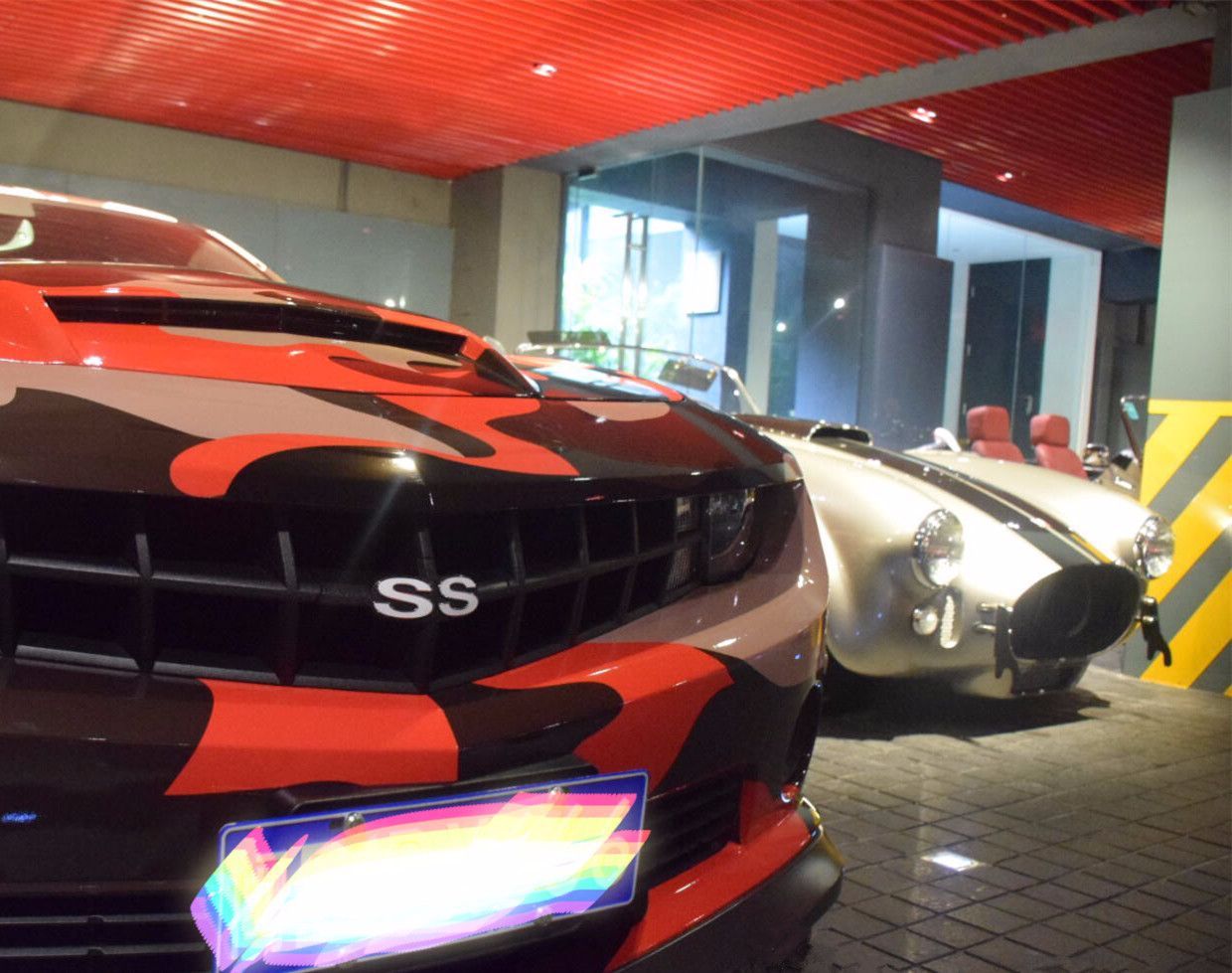 厦门豪车第一人，车有50多台，沈腾问他借889万跑车