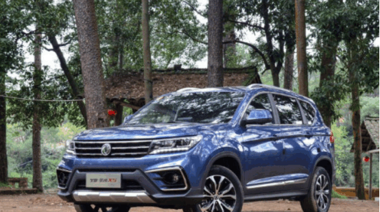 轴距超2米7, 内饰如奥迪, 东风SUV顶配才11万