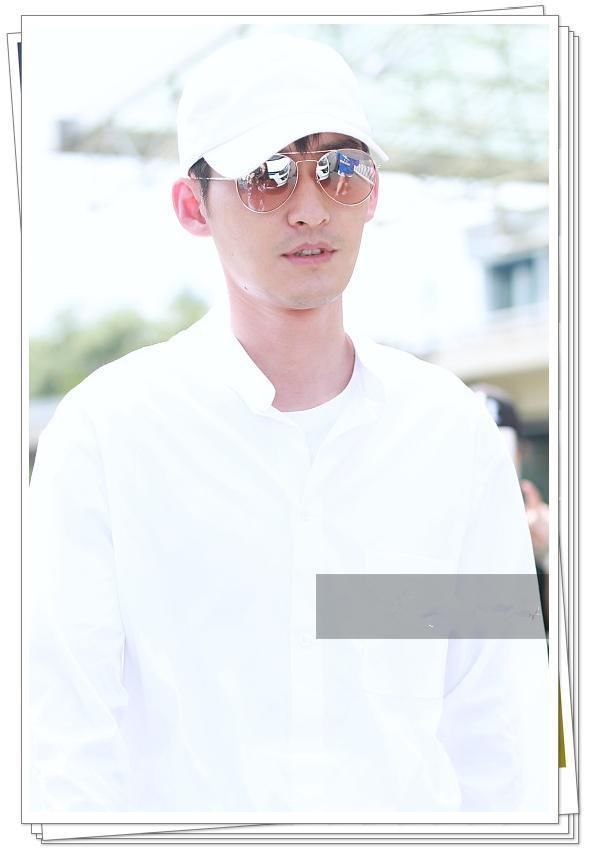 看了张翰的机场照,再看看杜江,才知道已婚和单