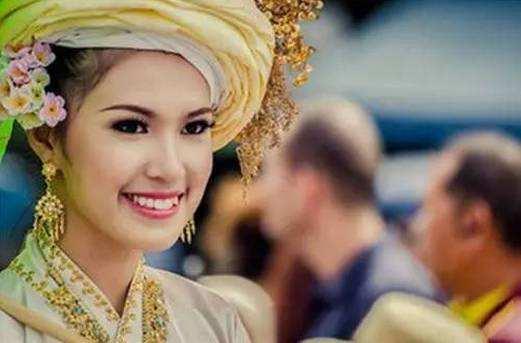 泰国租妻服务:喜欢接待老外但是不喜欢接待中