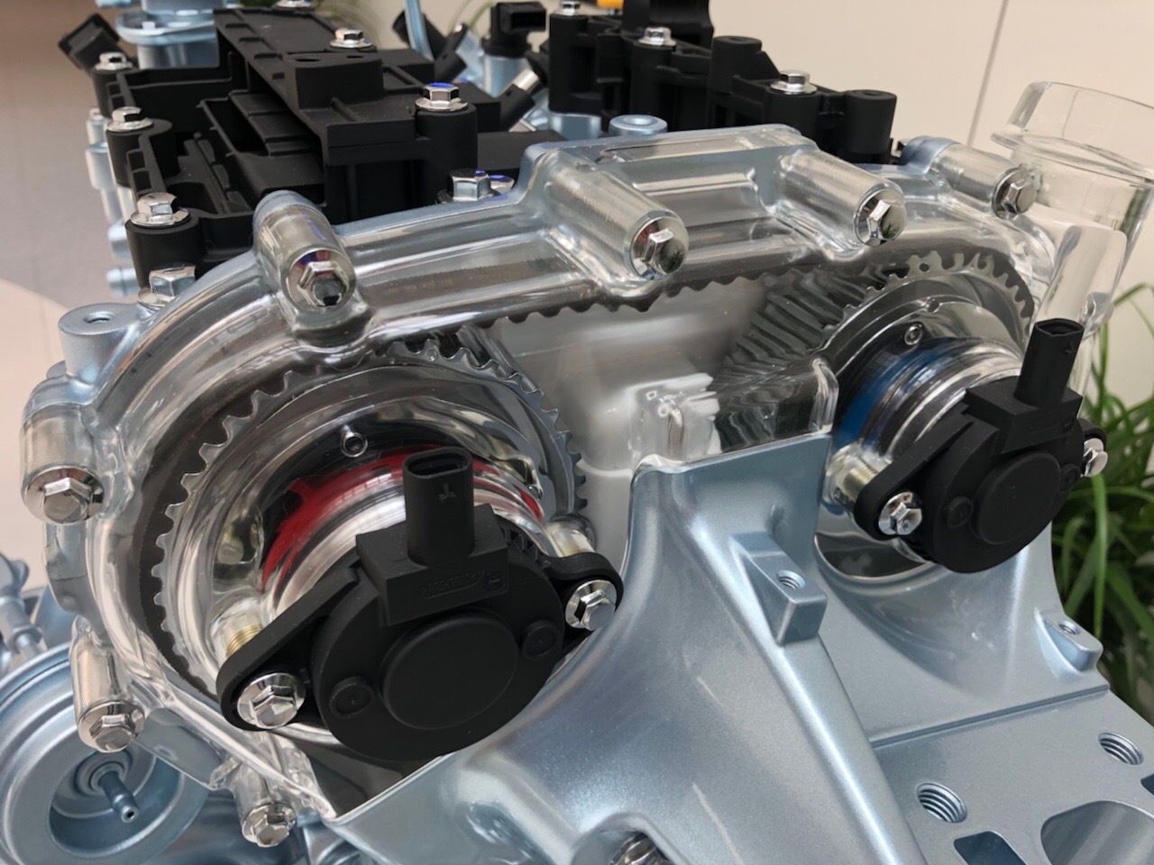 吉利的1.0T三缸发动机 最近的大热门机型啊 你