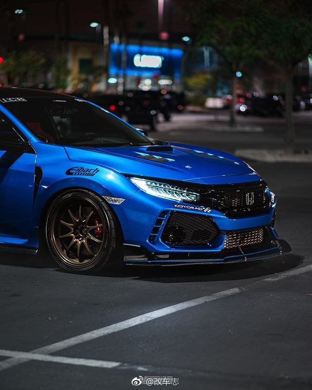 入夜后的这台蓝色思域Type R，魅力难挡。by:jonnys_honda.