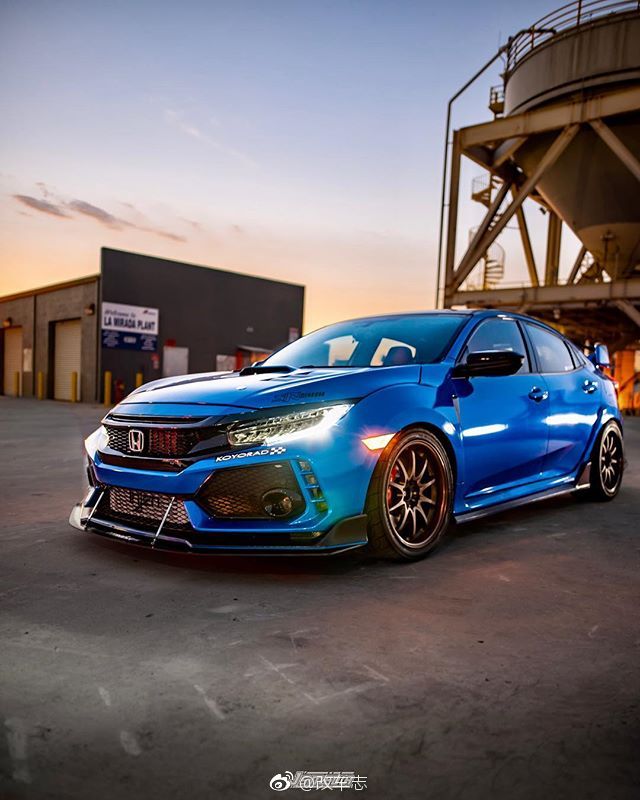 入夜后的这台蓝色思域Type R，魅力难挡。by:jonnys_honda.