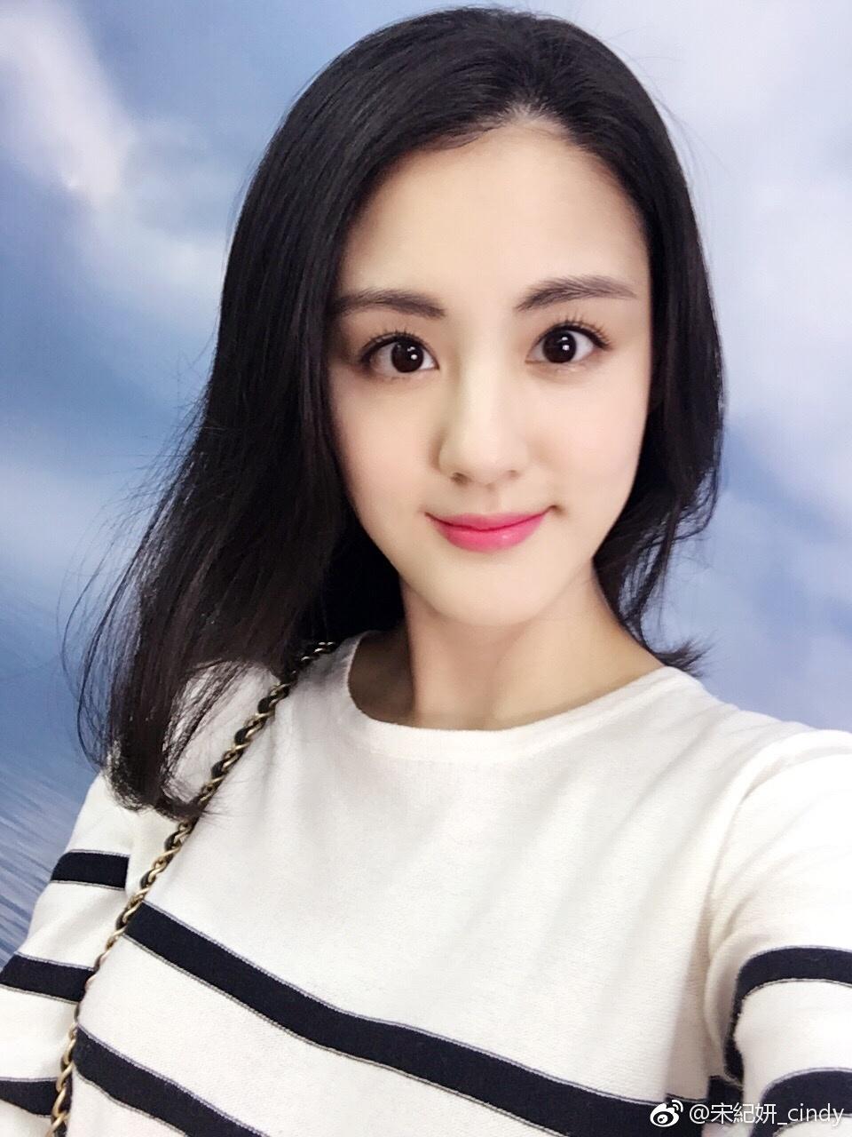 18线小明星最受豪门宠?有人嫁豪门背千万债,她