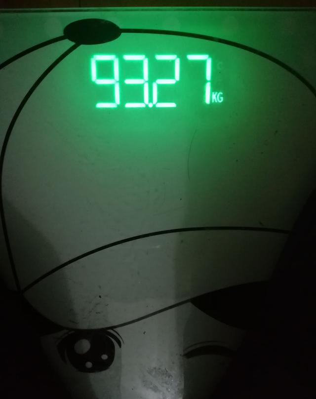 减肥第二十三天,难以控制的体重,该称欲望了减肥吗在水里泡图片