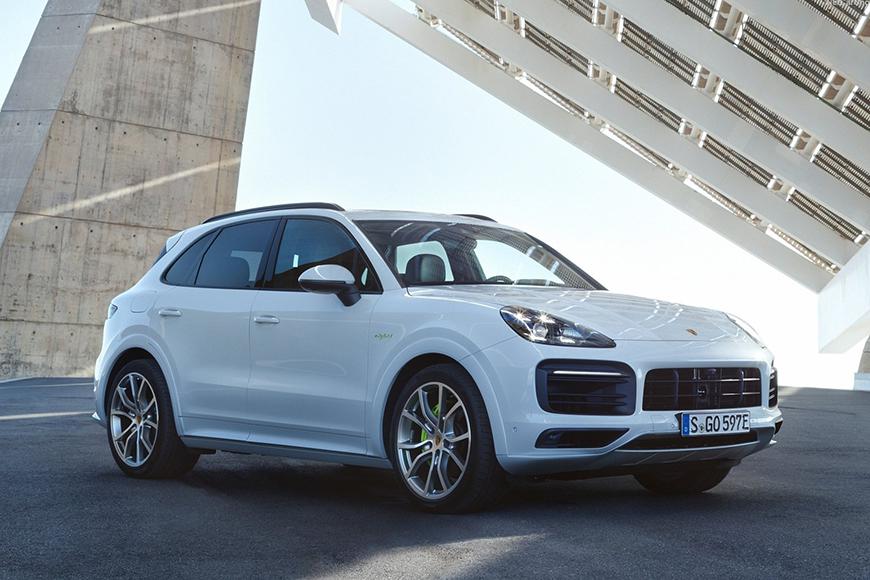 保时捷插电版Cayenne官图发布 本周海外新闻一览