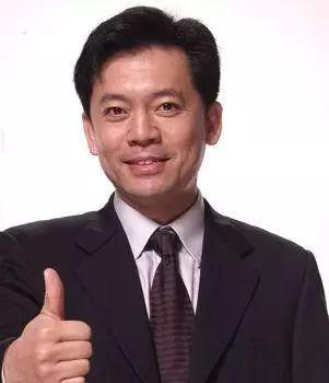 一级演员何政军,出道多年无绯闻,网友:妻子好幸