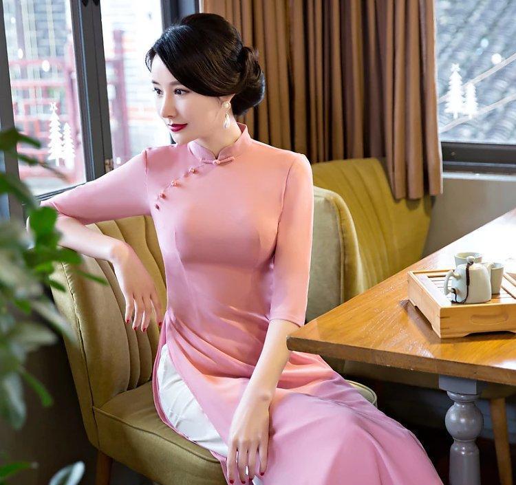 最能展示东方女性风情魅力的服饰: 旗袍