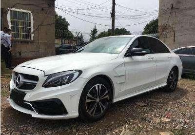 江湖买车帮：奔驰C200和C180L两款车和，推荐买哪一款？