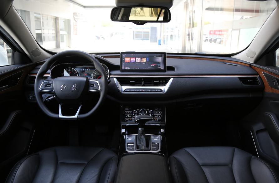 红旗H5真实油耗是多少,低配版能买吗?