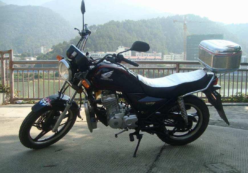 在两万以内,想要选择一款拉力摩托车,这几款是