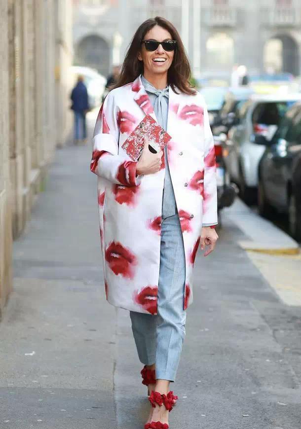 冬天大衣要买修身款好看还是宽松款好看