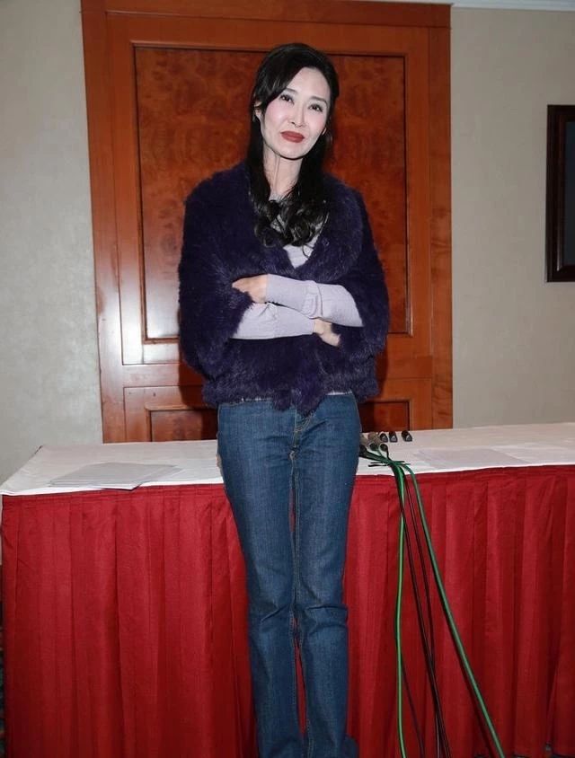 王祖贤性感内衣_王祖贤性感内衣写真照(2)