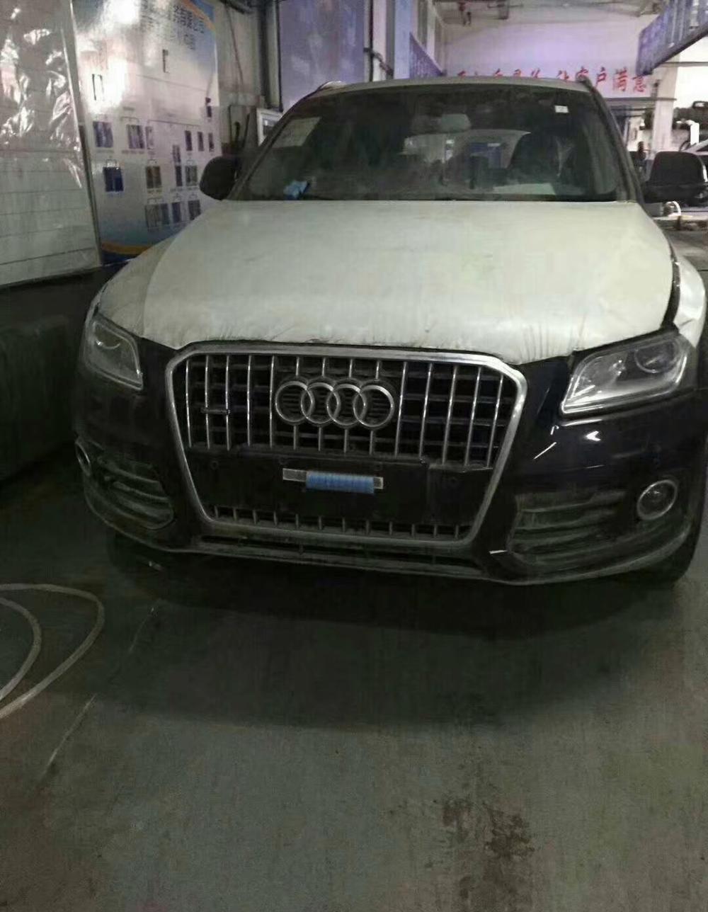 二手车市场发现一辆全新奥迪Q5, 老板: 15万直接开走