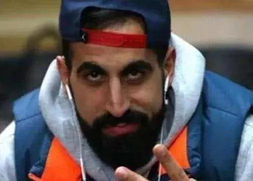 CBA最伟大外援!靠自己工资养活一支国家队赚